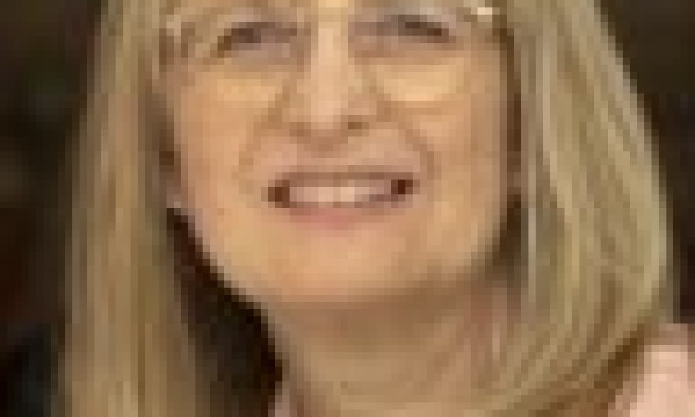 Mah, Esther